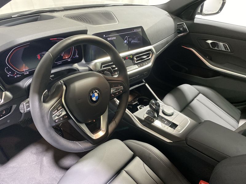 BMW 3 Series • 2021 • 1,227 km 7