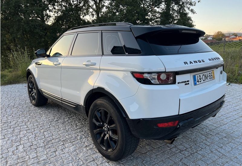 Land Rover Range Rover • 2014 • 120,000 km 3