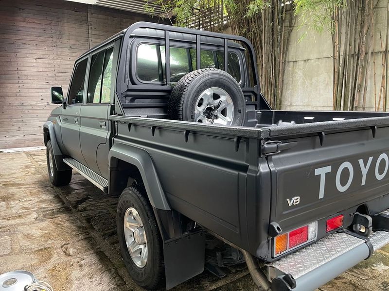 Toyota Land Cruiser • 2018 • 22 km 2