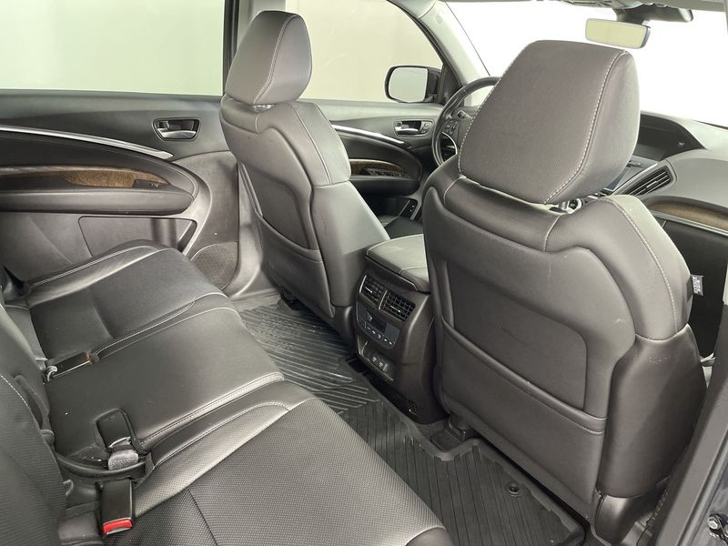 Acura MDX • 2019 • 30,897 km 14