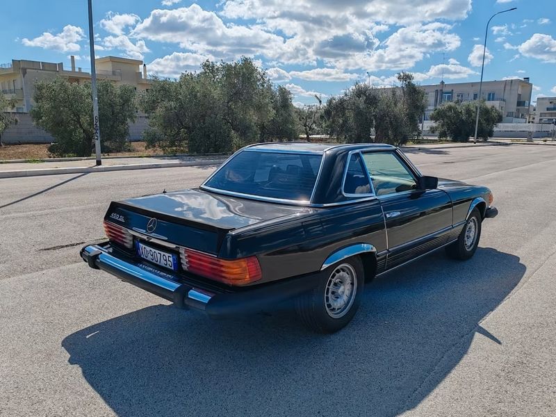 Mercedes-Benz SL-Class • 1979 • 91,000 km 10