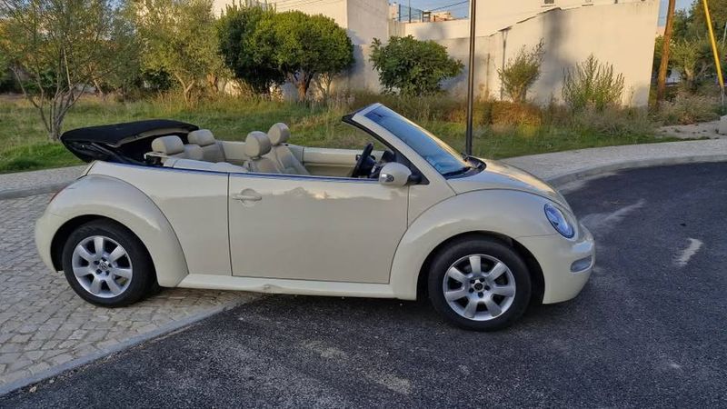 Volkswagen New Beetle • 2004 • 120,000 km 2