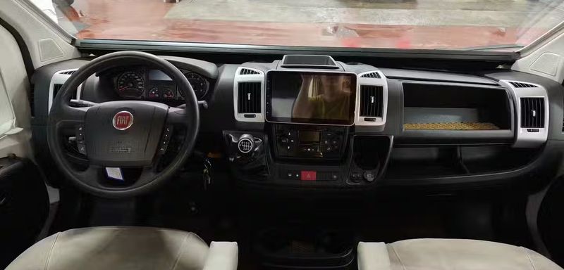 Fiat Ducato • 2019 • 58,000 km 4