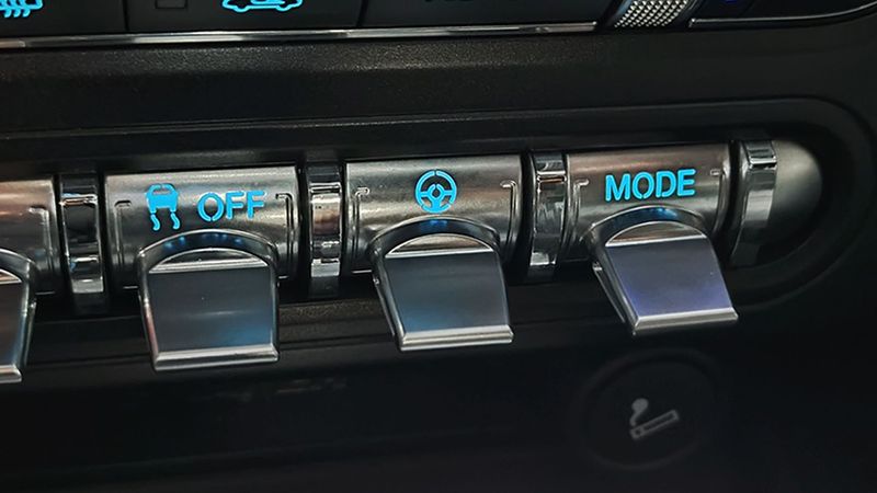 Ford Mustang • 2015 • 76,590 km 11