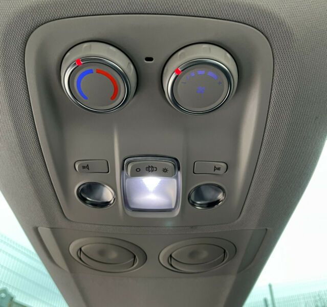 Citroën Jumpy • 2019 • 88,000 km 9