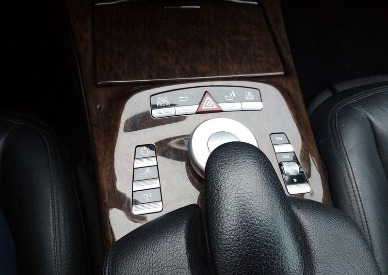 Mercedes-Benz SL-Class • 2007 • 350,000 km 4