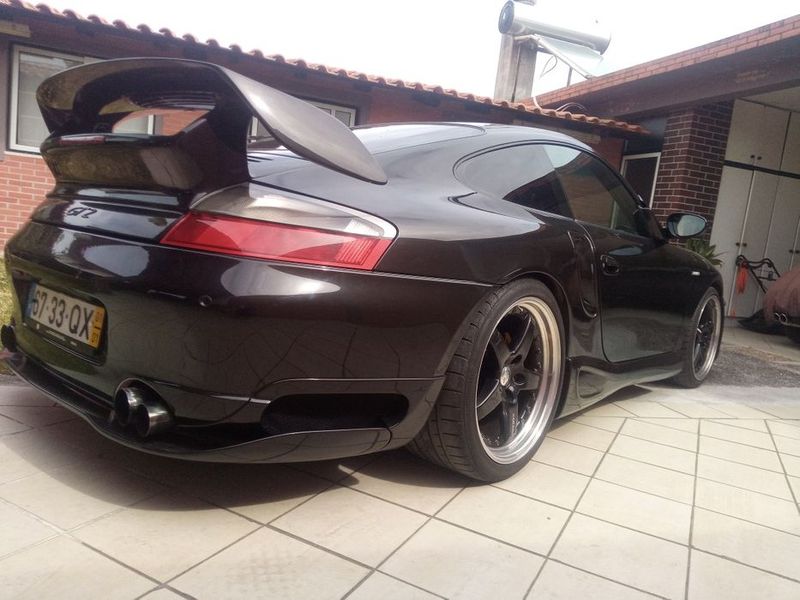 Porsche 911 • 2001 • 68,100 km 2