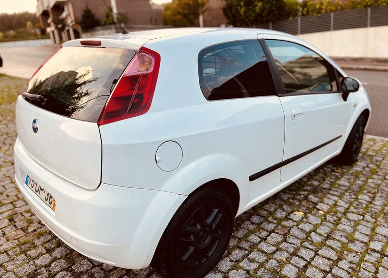 Fiat Punto • 2007 • 143,000 km 4