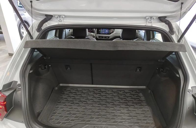 Volkswagen Polo • 2023 • 11,551 km 10