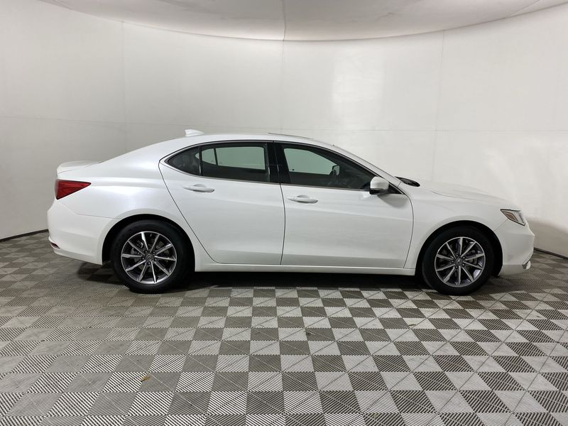 Acura TLX • 2019 • 22,988 km 4