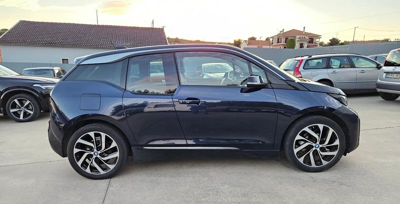 BMW i3 • 2018 • 155,000 km 6