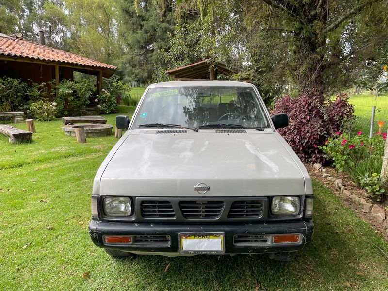 Nissan Pickup • 1997 • 119,000 km 2