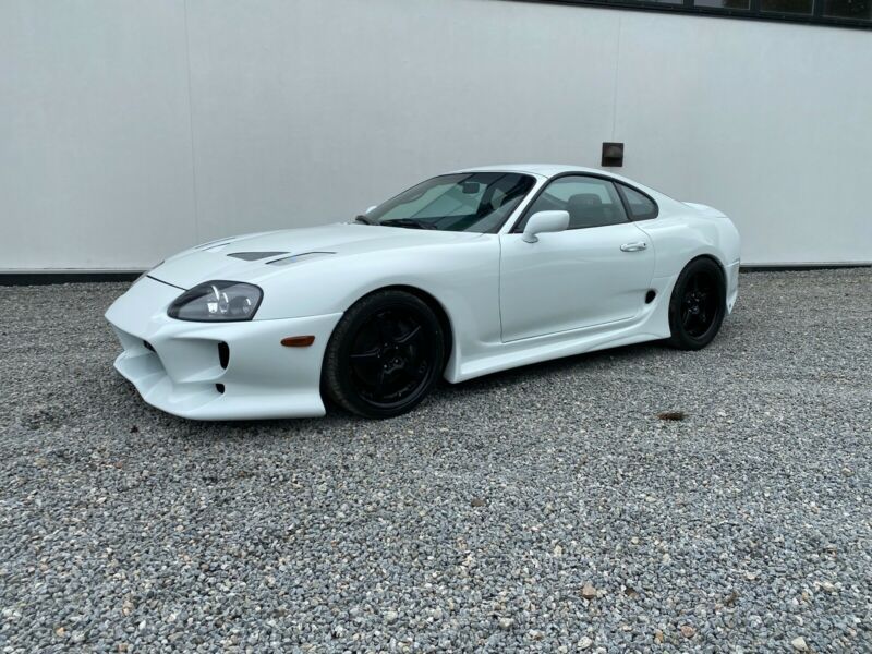 Toyota Supra • 1994 • 120,000 km 1