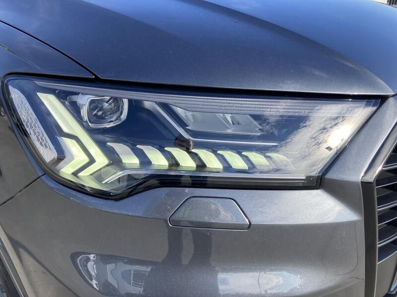 Audi Q7 • 2021 • 87,282 km 8