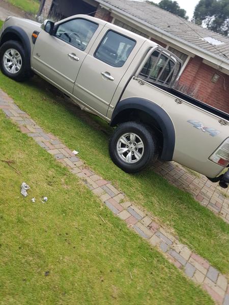 Ford Ranger • 2011 • 280,000 km 5