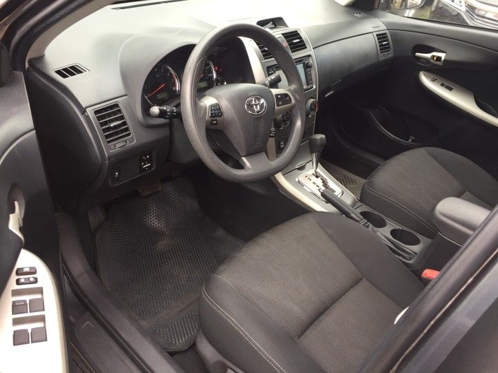 Toyota Corolla • 2013 • 53 km 3