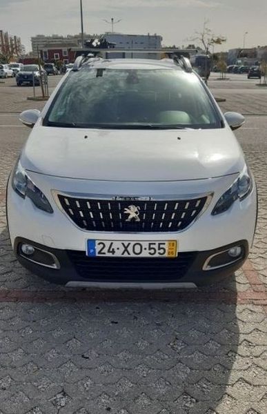 Peugeot 2008 • 2019 • 26,000 km 1