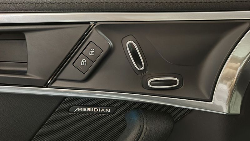 Jaguar F-Type • 2021 • 24,532 km 15