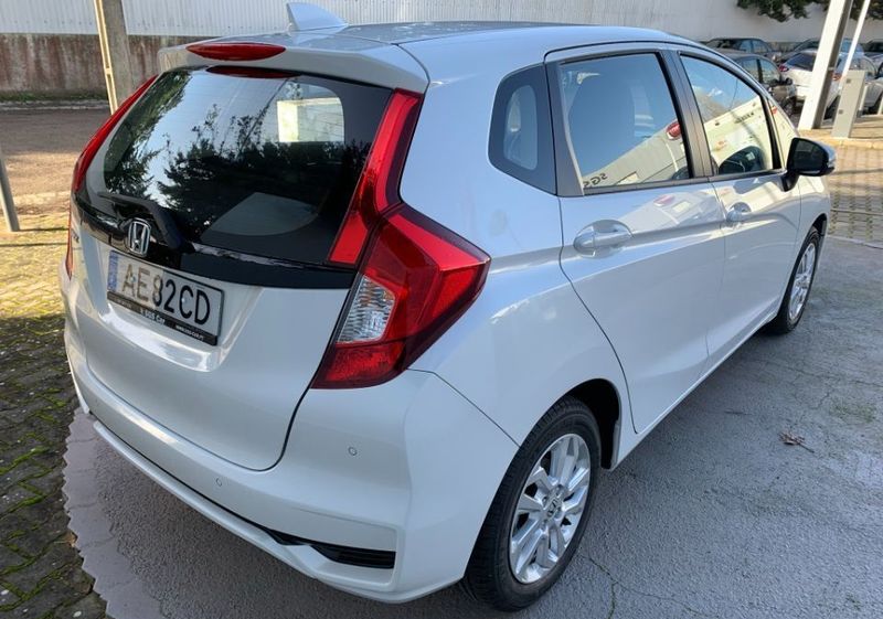 Honda Jazz • 2020 • 11,000 km 3