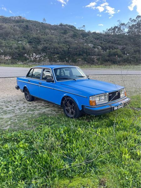 Volvo 240 • 1982 • 339,000 km 3