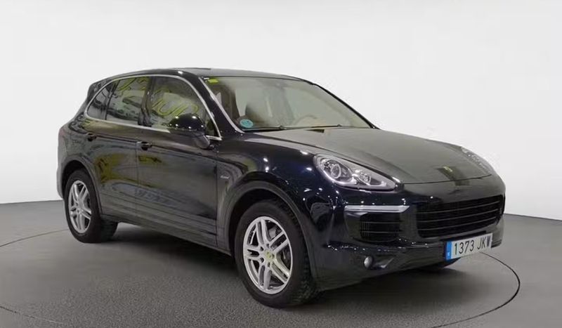 Porsche Cayenne • 2015 • 48,199 km 1