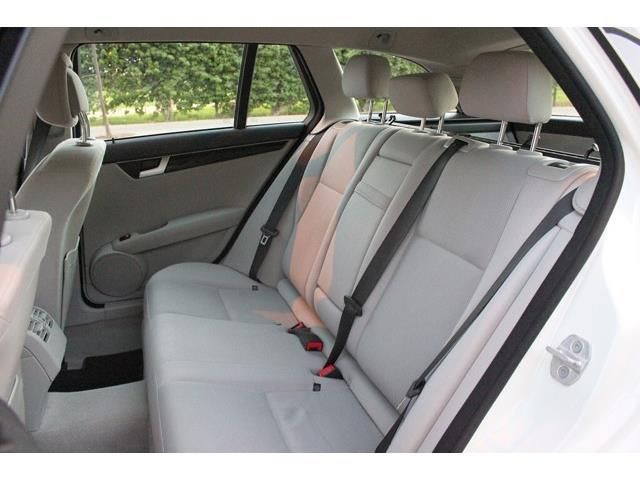 Mercedes-Benz C-Class • 2012 • 194,000 km 11