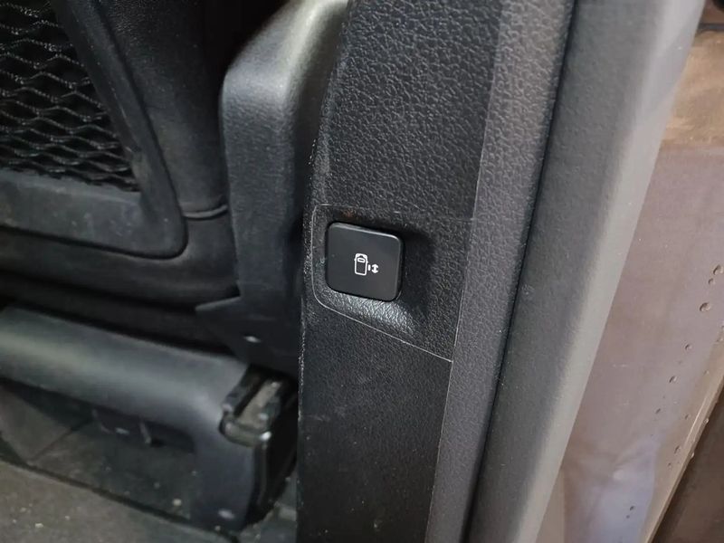 Toyota 86 • 2020 • 92,600 km 10