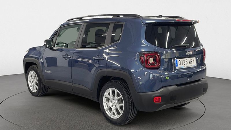 Jeep Renegade • 2023 • 123 km 2