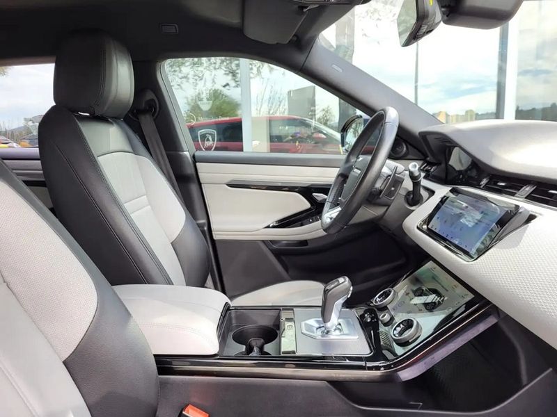 Land Rover Range Rover Evoque • 2019 • 101,000 km 14