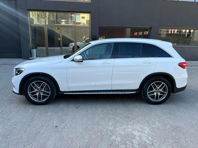 Mercedes-Benz GLC-Class • 2019 • 56,000 km 5