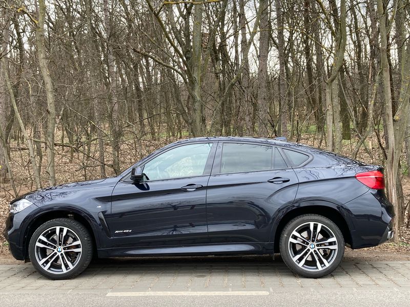 BMW X6 • 2017 • 61,300 km 2