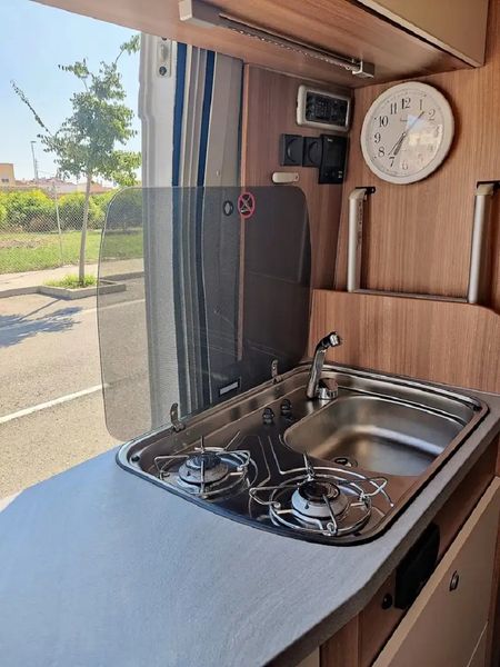 Fiat Ducato • 2018 • 60,000 km 12
