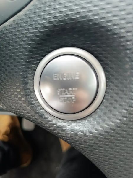 Mercedes-Benz A-Class • 2018 • 116,000 km 9