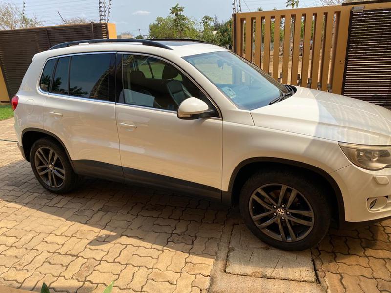 Volkswagen Tiguan • 2009 • 52,000 km 10