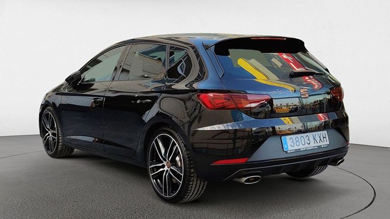Seat Leon • 2019 • 86,450 km 3