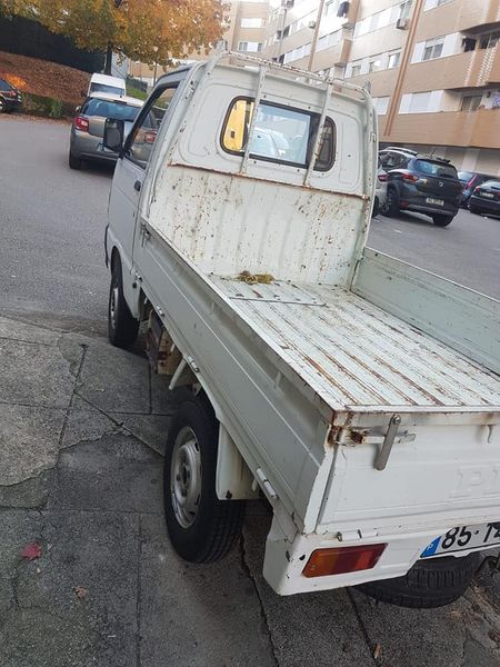 Land Rover Defender • 1992 • 50,000 km 4