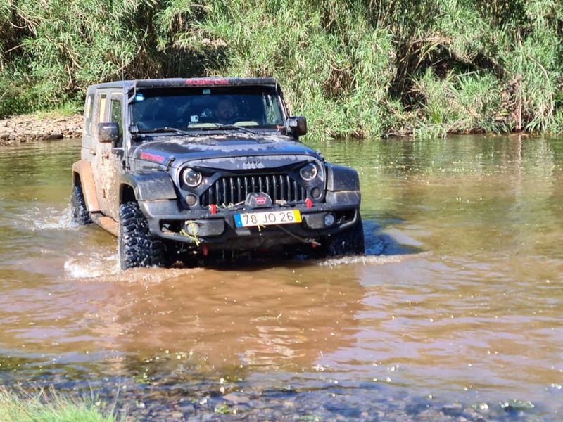 Jeep Wrangler • 2010 • 140,000 km 3