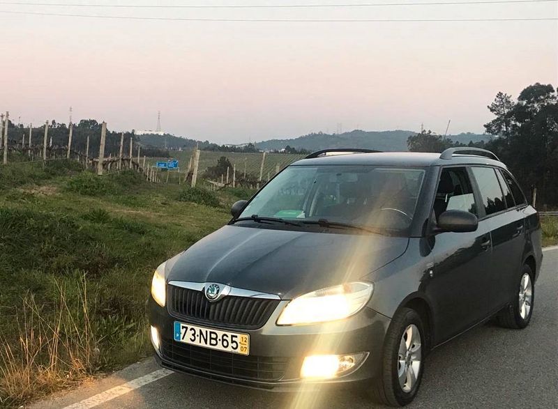 Škoda Fabia • 2012 • 249,999 km 1