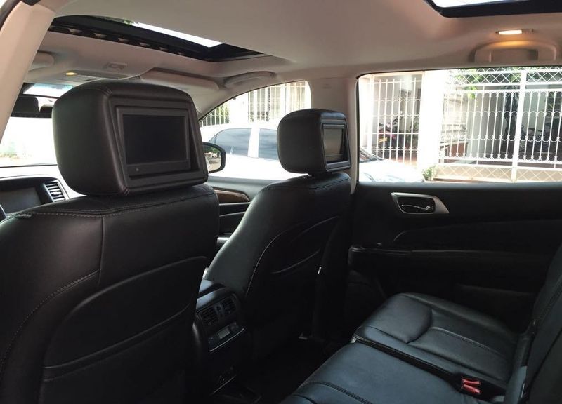 Nissan Pathfinder • 2015 • 100,000 km 7