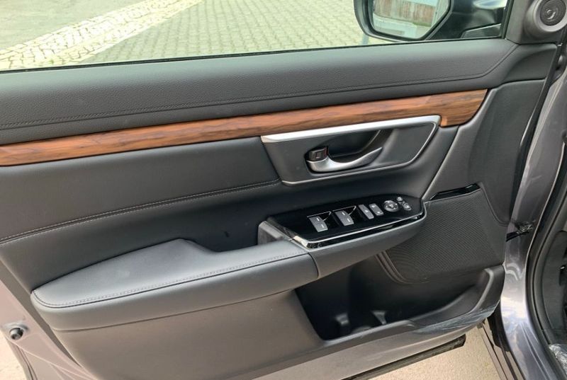 Honda CR-V • 2020 • 16,000 km 3