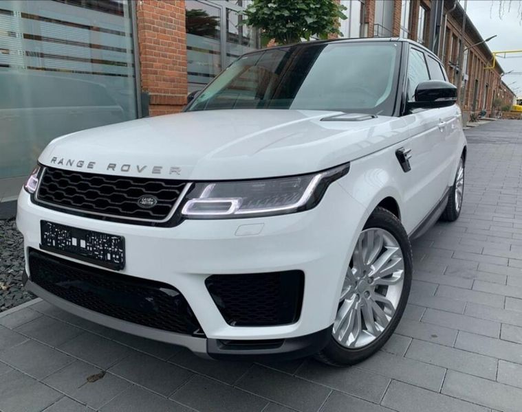Land Rover Range Rover • 2020 • 40,000 km 2