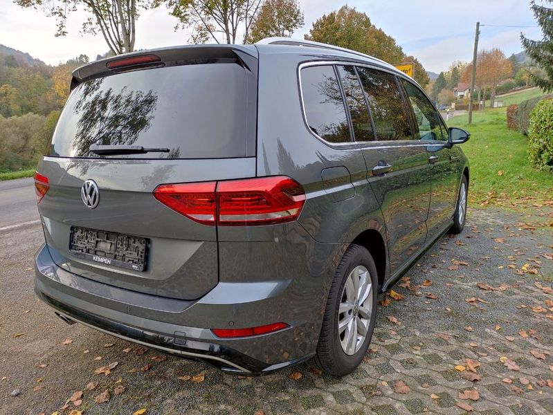 Volkswagen Touran • 2018 • 104,000 km 5