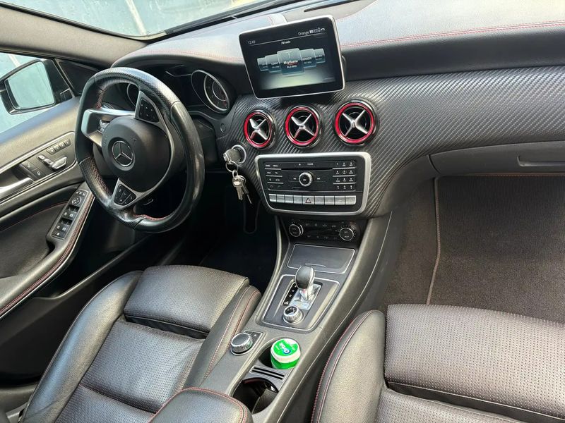 Mercedes-Benz A-Class • 2016 • 97,000 km 2