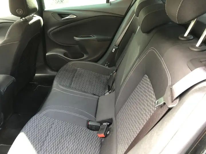 Opel Astra • 2019 • 71,000 km 5