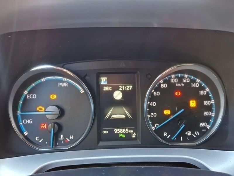 Toyota RAV4 • 2018 • 96,000 km 5