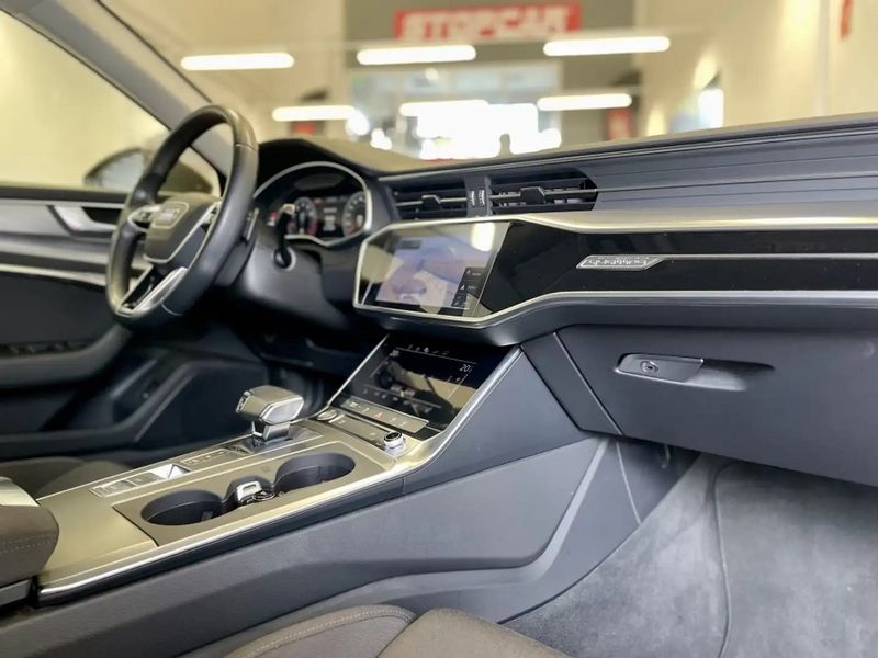 Audi A6 Avant • 2019 • 72,500 km 10