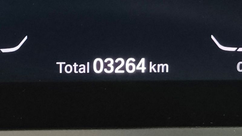 BMW 1 Series • 2024 • 3,264 km 10