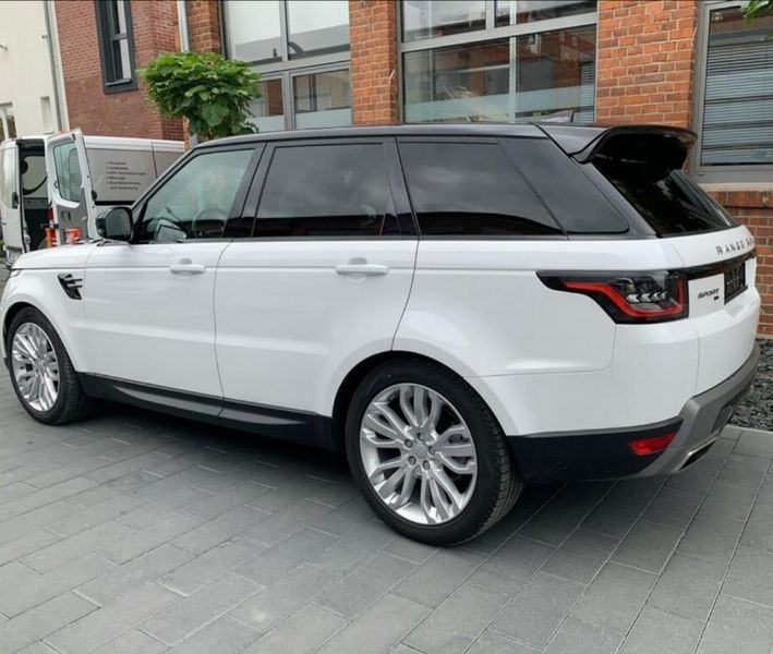 Land Rover Range Rover • 2020 • 40,000 km 6