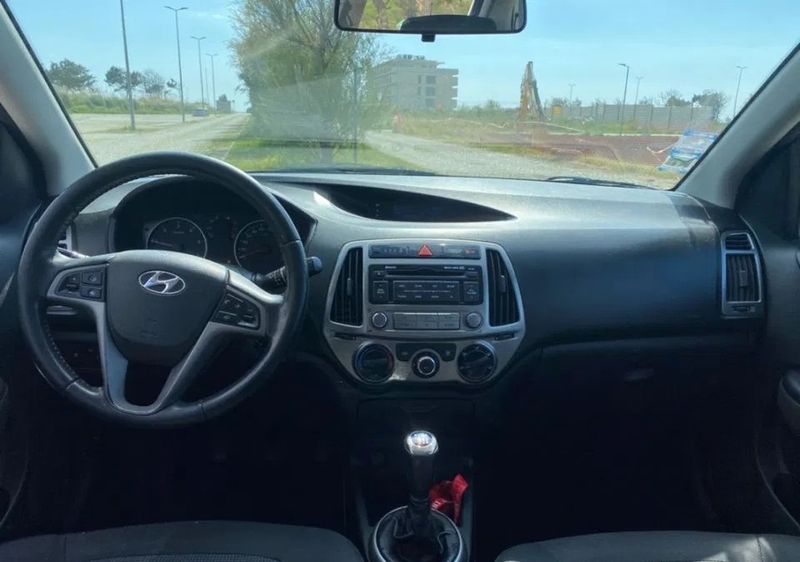 Hyundai i20 • 2013 • 190,000 km 1