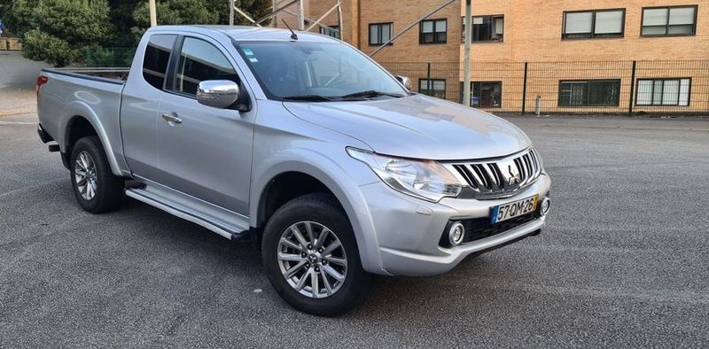 Mitsubishi L200 • 2015 • 290,000 km 1